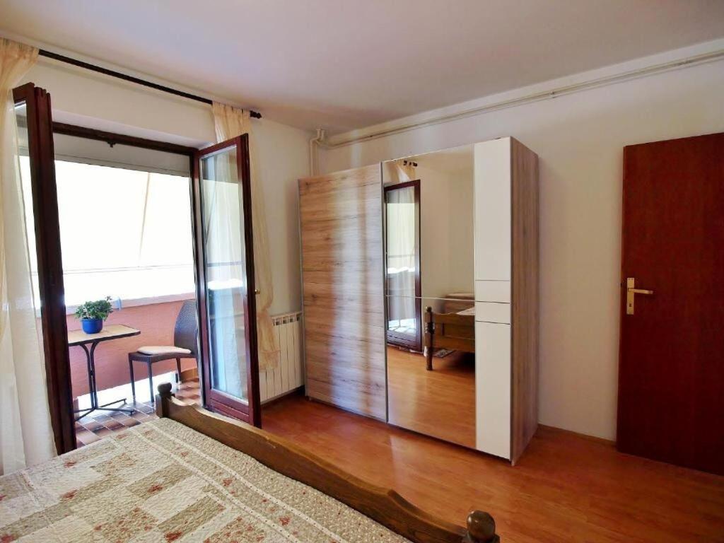 Apartments Zdenka - garden terrace Barbat na Rabu Exterior foto